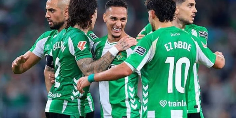 Betis trở lại Cúp C1 sau hơn 20 năm